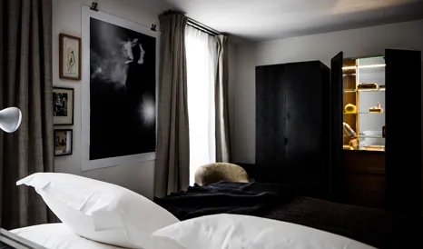 Le Pigalle Guestroom Interior Design M 02 R